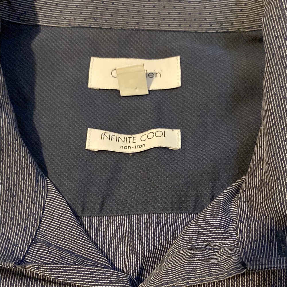 Calvin Klein Gray Patterned Button Down Shirt - image 3